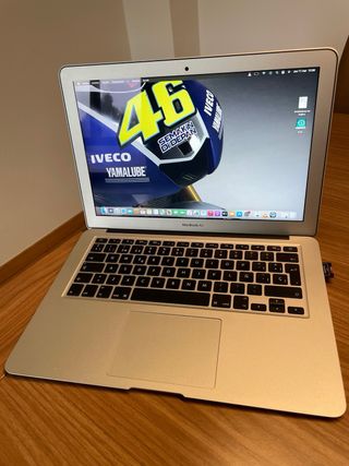 MacBook Air 2017 impoluto y funciona perfecto