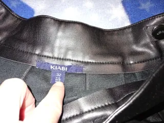 Falda polipiel negra Kiabi