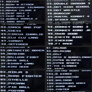 Consola Retro Gris y Blanca con Mandos