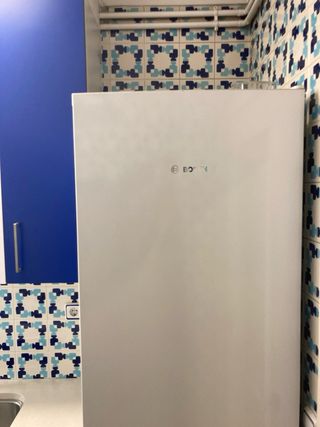 Nevera combi Bosch No Frost blanca Model KNG39VW4A