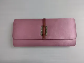 Bolso de fiesta rosa con pedrería