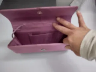 Bolso de fiesta rosa con pedrería