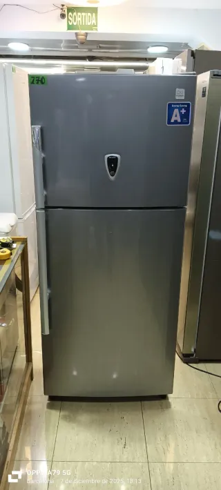 Nevera Combi Gris DAEWOO 170 x 70 x 64 cm