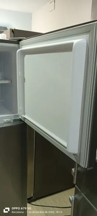 Nevera Combi Gris DAEWOO 170 x 70 x 64 cm