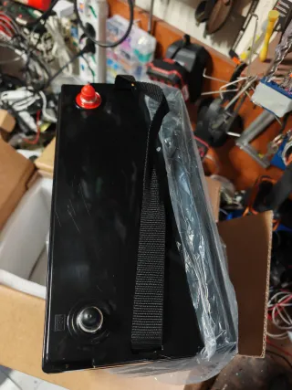 Batteria Litio 100Ah 12.8V LiFePO4 MFUZOP nuova