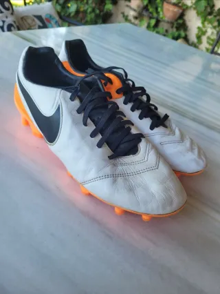 Botas de fútbol Nike Tiempo Mystic Talla 42