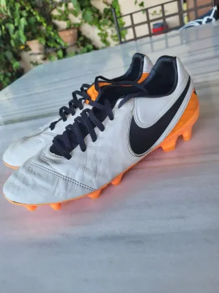 Botas de fútbol Nike Tiempo Mystic Talla 42