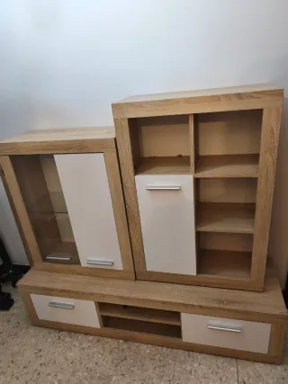 Mueble de salón modular madera y blanco