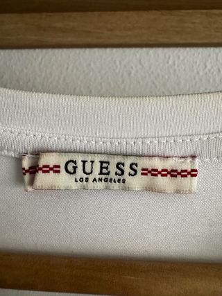Camiseta Guess Blanca Logo Triangular Talla L