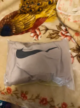 Conjunto deportivo Nike beige