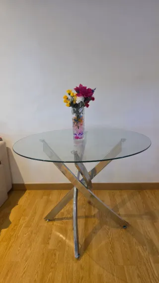 Mesa redonda cristal y metal