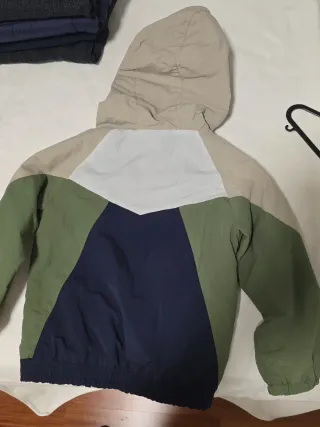 Giubbotto a vento bambino 116 cm