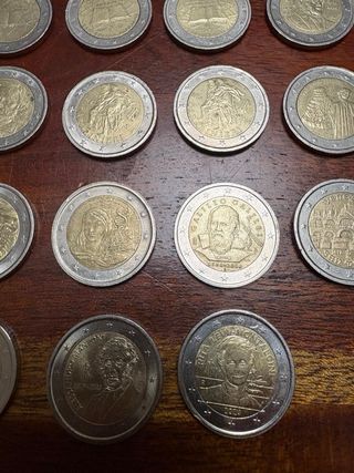 Lote 33 Monedas 2€ Conmemorativas Italia