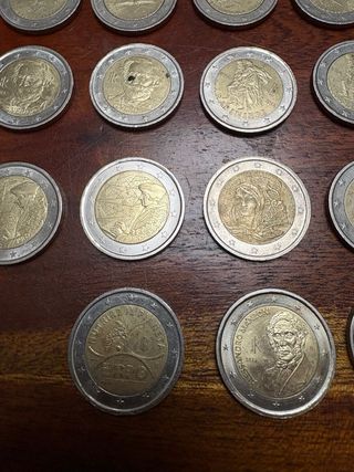 Lote 33 Monedas 2€ Conmemorativas Italia