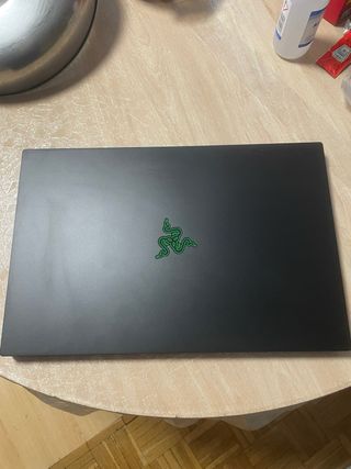 Portátil Razer Blade 17 17.3 valor 2000+
