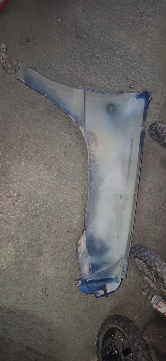 Aleta Izquierda Nissan Terrano 2