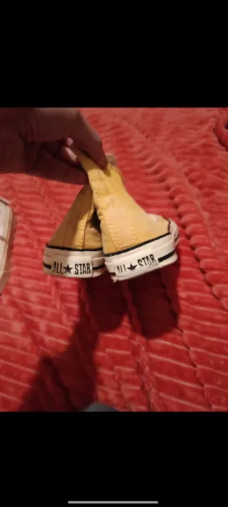 Converse All Star Rojas y Amarillas