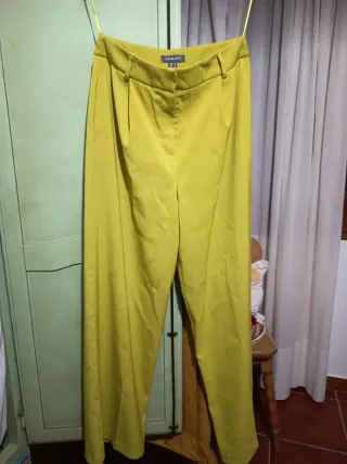 Pantalón Palazzo Amarillo Primark