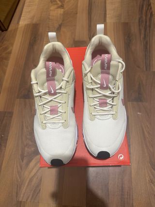 Nike Air Max Intrlk Lite Donna Beige Rosa