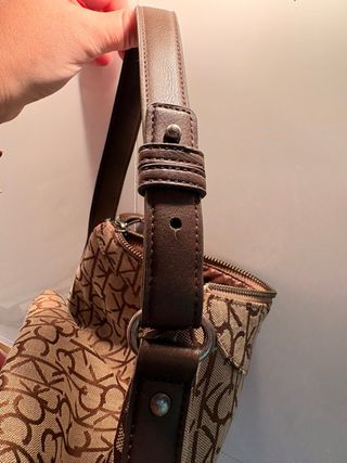Bolso ORIGINAL de Calvin Klein en tela y piel.