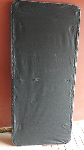 Base tapizada de 6 patas y 4 válvulas ventilación