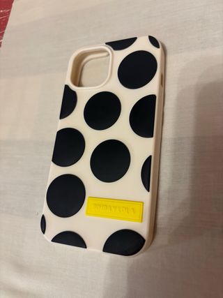 Funda iPhone 15 Bimba y Lola