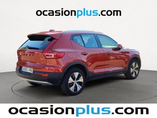 Volvo XC40 T3 Momentum Pro Auto 120 kW (163 CV)