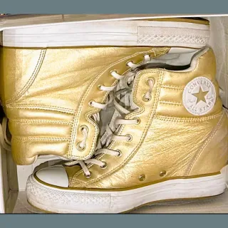 Converse Edición Limitada Talla 39 Doradas