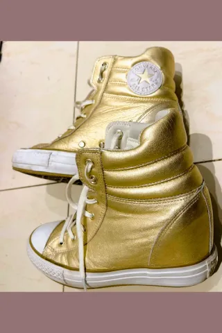 Converse Edición Limitada Talla 39 Doradas