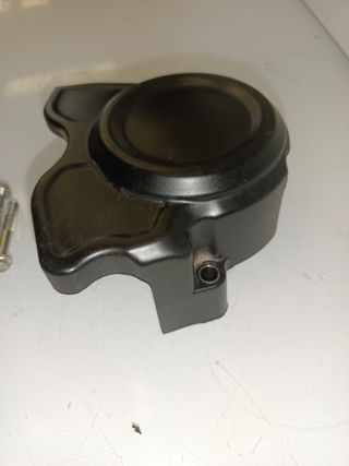 Tapa piñon ataque Benelli BN 125 de 2021-2024