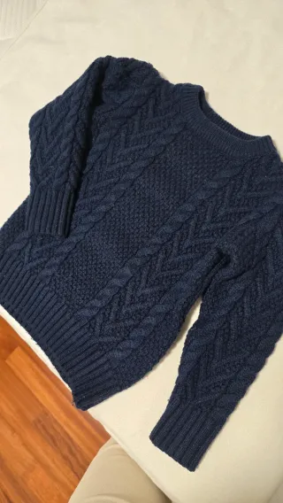 Maglione blu,motivo a trecce tag.5-6 anni 116cm