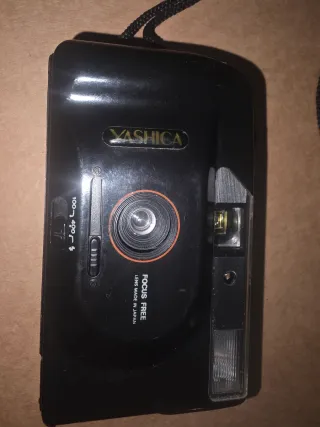 Cámara Yashica Focus Free