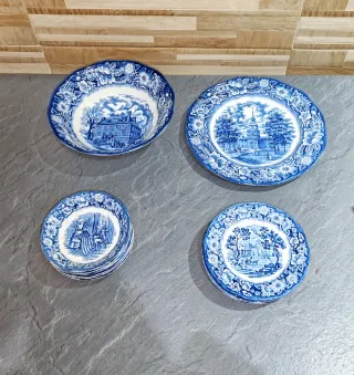 Set Piatti Vintage Anni '70 Collezione