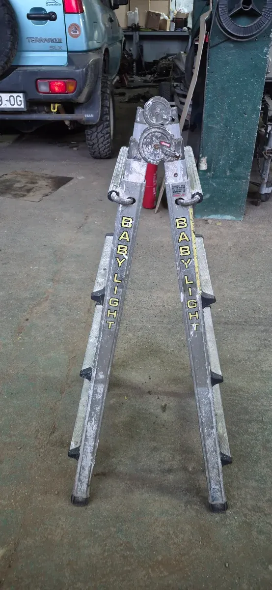 Escalera metálica profesional