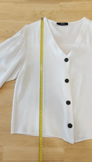 Blusa blanca Bershka manga larga Talla S