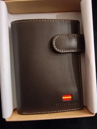 Billetera Titto Bluni Piel Marrón Nueva