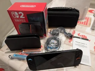 Nintendo Switch 2 Nero e Arancione + custodia