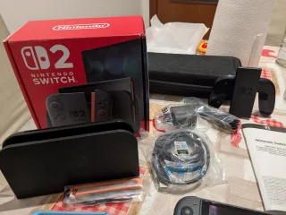Nintendo Switch 2 Nero e Arancione + custodia