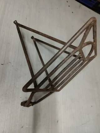 Portaequipajes bicicleta antigua