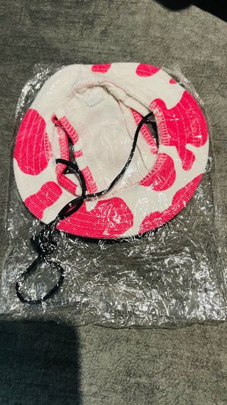 2 Cappelli per cane piccolo NUOVI