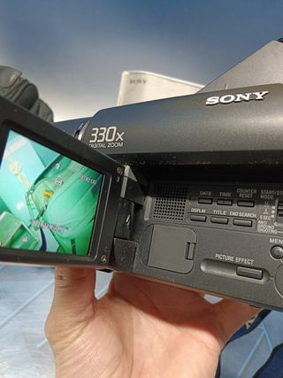 Video Cámara digital CANON DC22, obturador o tapa del objetivo no se abre, pero funciona