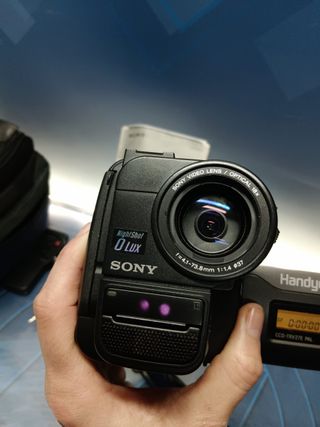 Video Cámara digital CANON DC22, obturador o tapa del objetivo no se abre, pero funciona