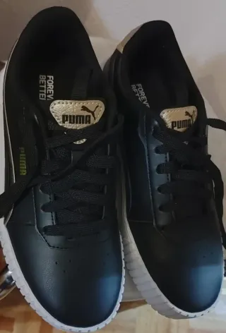 Zapatillas Puma Mujer Negras y Doradas