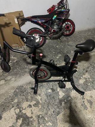 Bicicleta Estática Negra