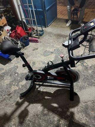 Bicicleta Estática Negra