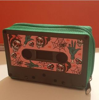 Monedero Cassette Calaveras Hecho a Mano