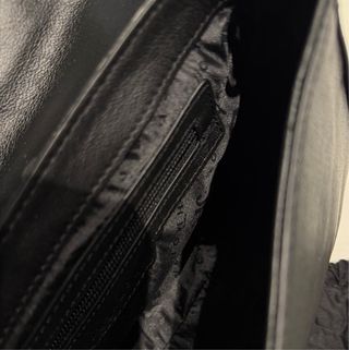 Pochette John Richmond Nera con Logo Bianco