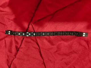 Pulsera Hugo Boss negra - PVP 90€