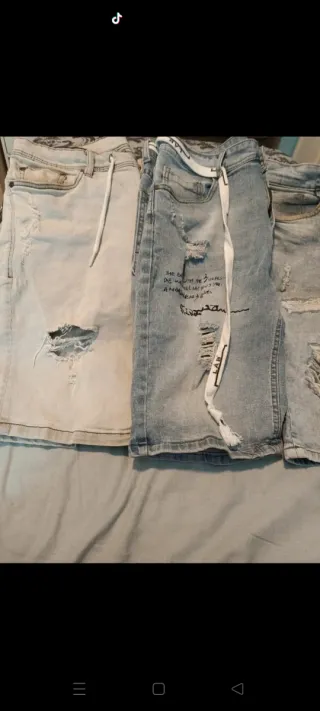 Pantalones cortos vaqueros rotos hombre