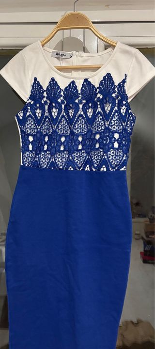 Vestido Milano encaje azul y blanco